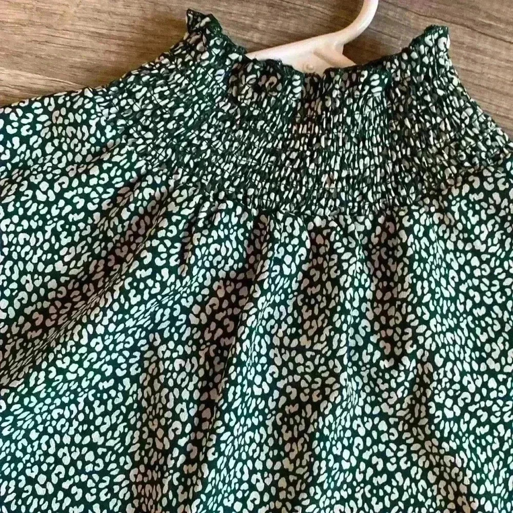 Medium Green Long Sleeve Shirt B - Picture 6 of 6